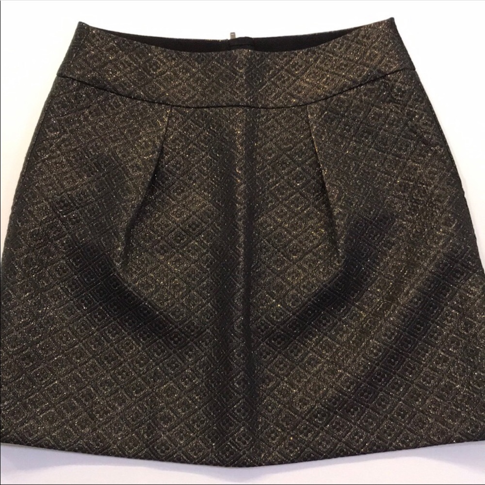 NWT LOFT Jacquard Gold & Black Shimmer Mini Skirt (size 4) - Picture 2 of 3